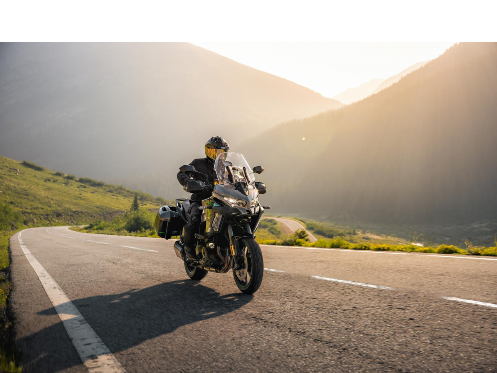 Мотоцикл KAWASAKI Versys 1100 SE (Metallic Graphite Gray / Metallic Diablo Black) 2025